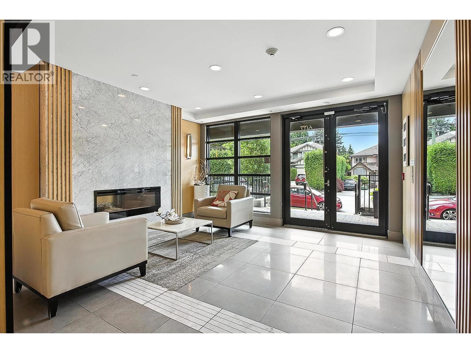 302 607 Cottonwood Avenue, Coquitlam, British Columbia