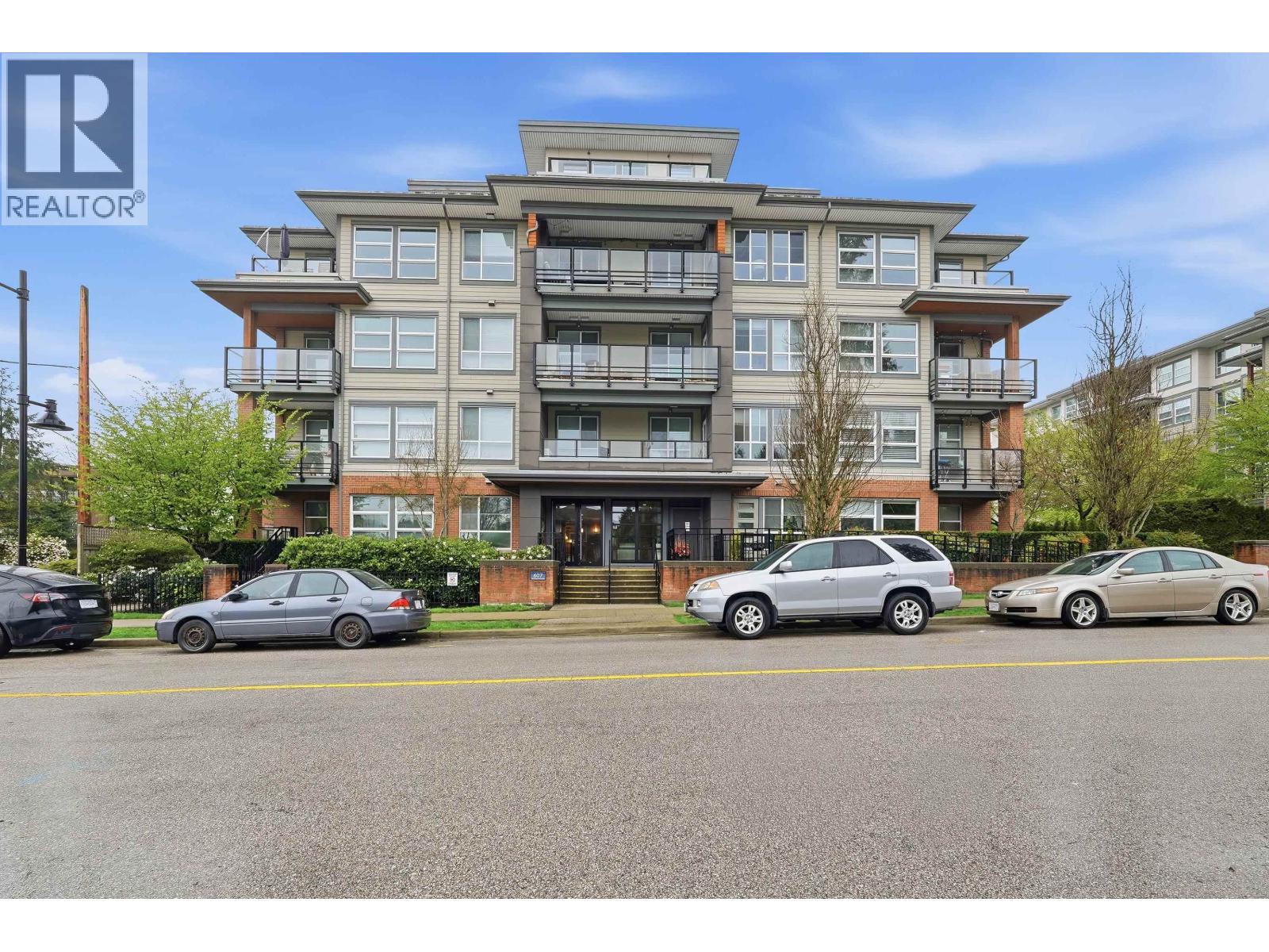 302 607 Cottonwood Avenue, Coquitlam, British Columbia