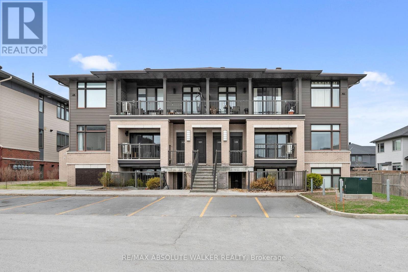 E - 10 Jaguar Private, Ottawa, Ontario