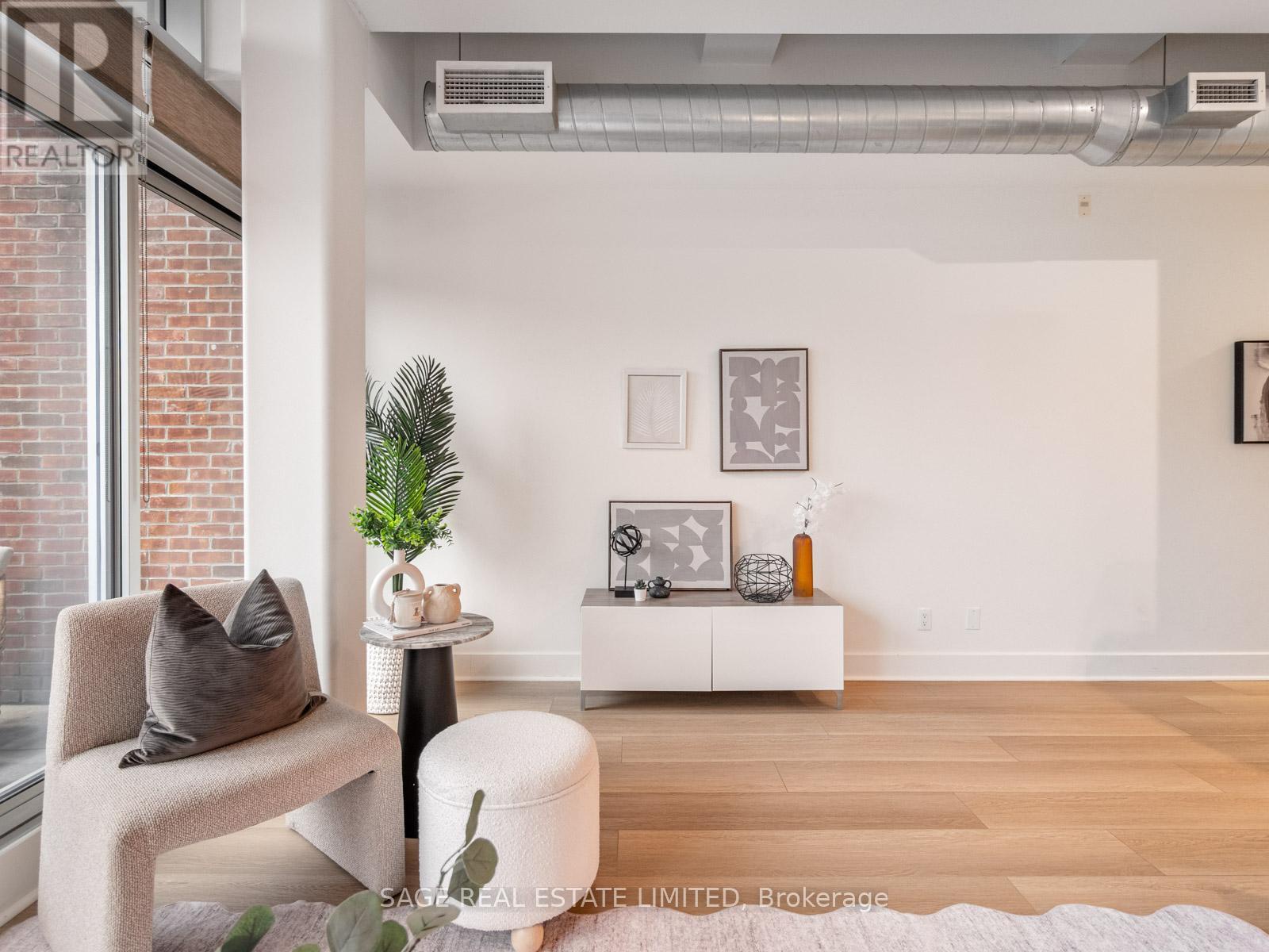 811 - 233 Carlaw Avenue, Toronto (south Riverdale), Ontario