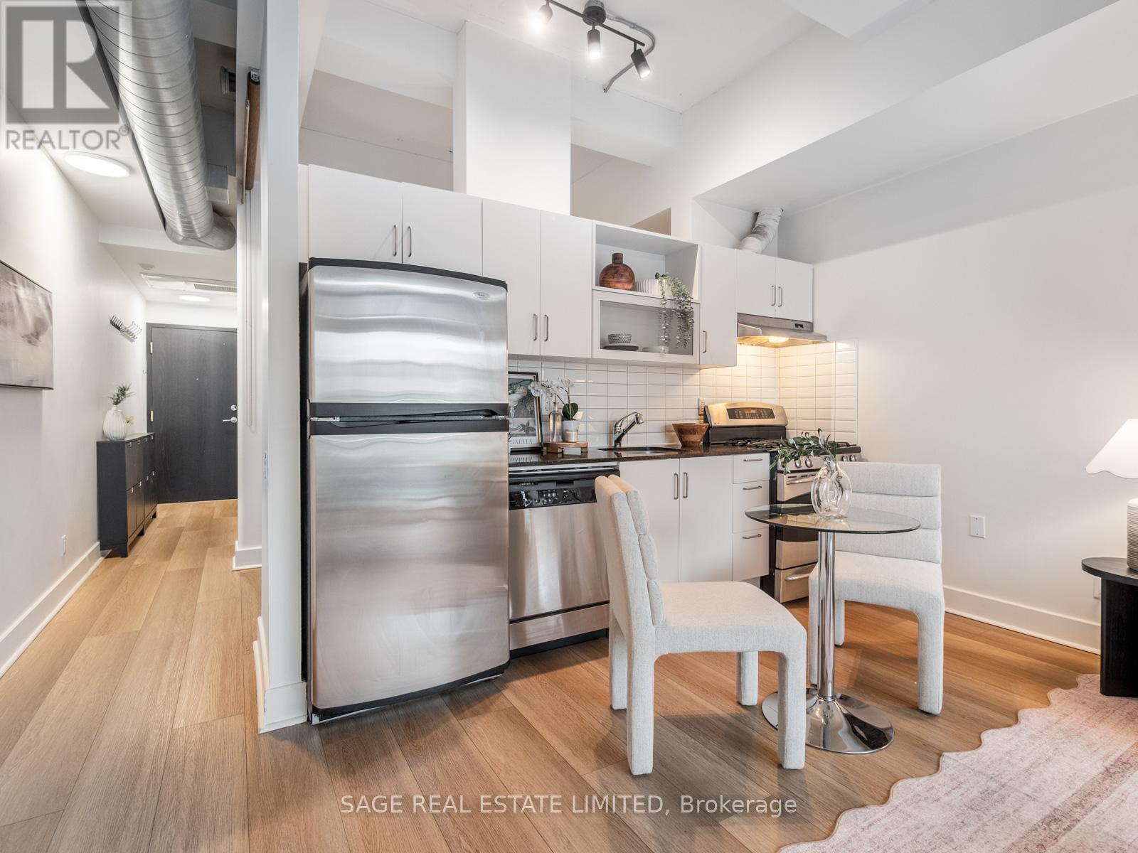 811 - 233 Carlaw Avenue, Toronto (south Riverdale), Ontario