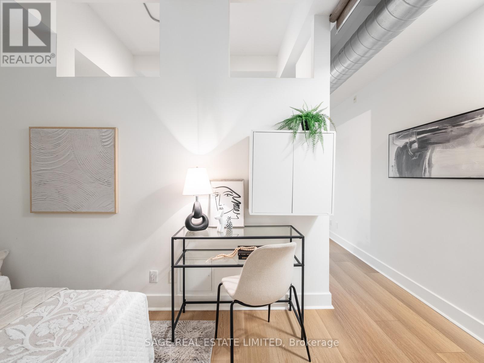 811 - 233 Carlaw Avenue, Toronto (south Riverdale), Ontario