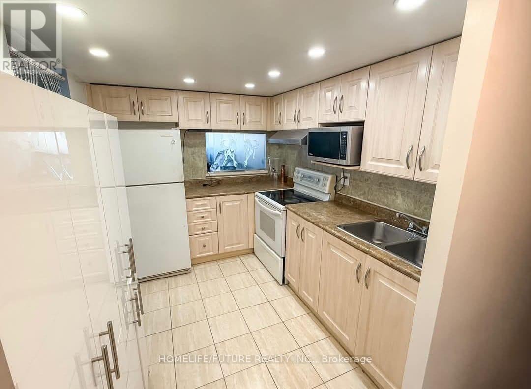 708 - 2460 Eglinton Avenue E, Toronto (eglinton East), Ontario