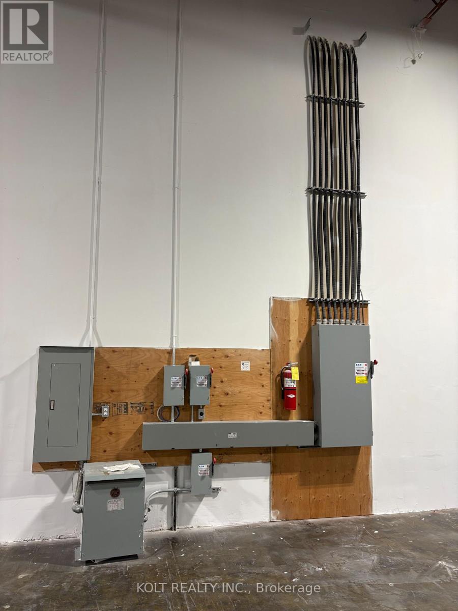 10 - 286 Rutherford Road S, Brampton (steeles Industrial), Ontario