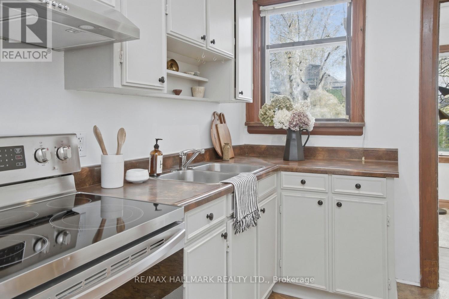 263 Humbercrest Boulevard, Toronto (runnymede-bloor West Village), Ontario