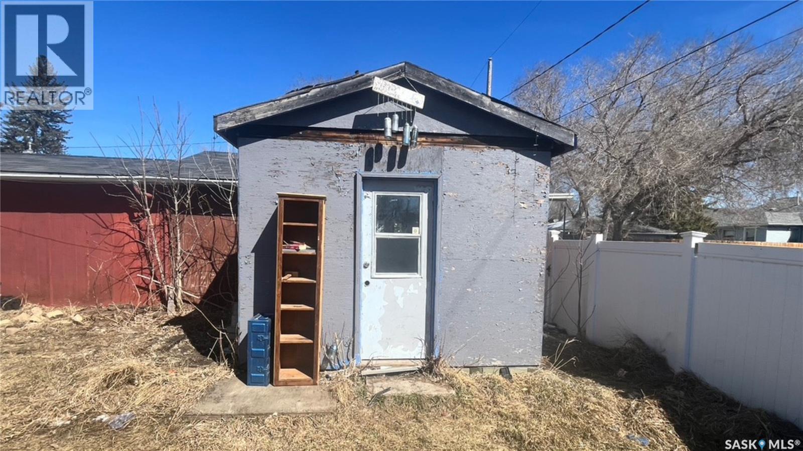 2533 Reynolds Street, Regina, Saskatchewan