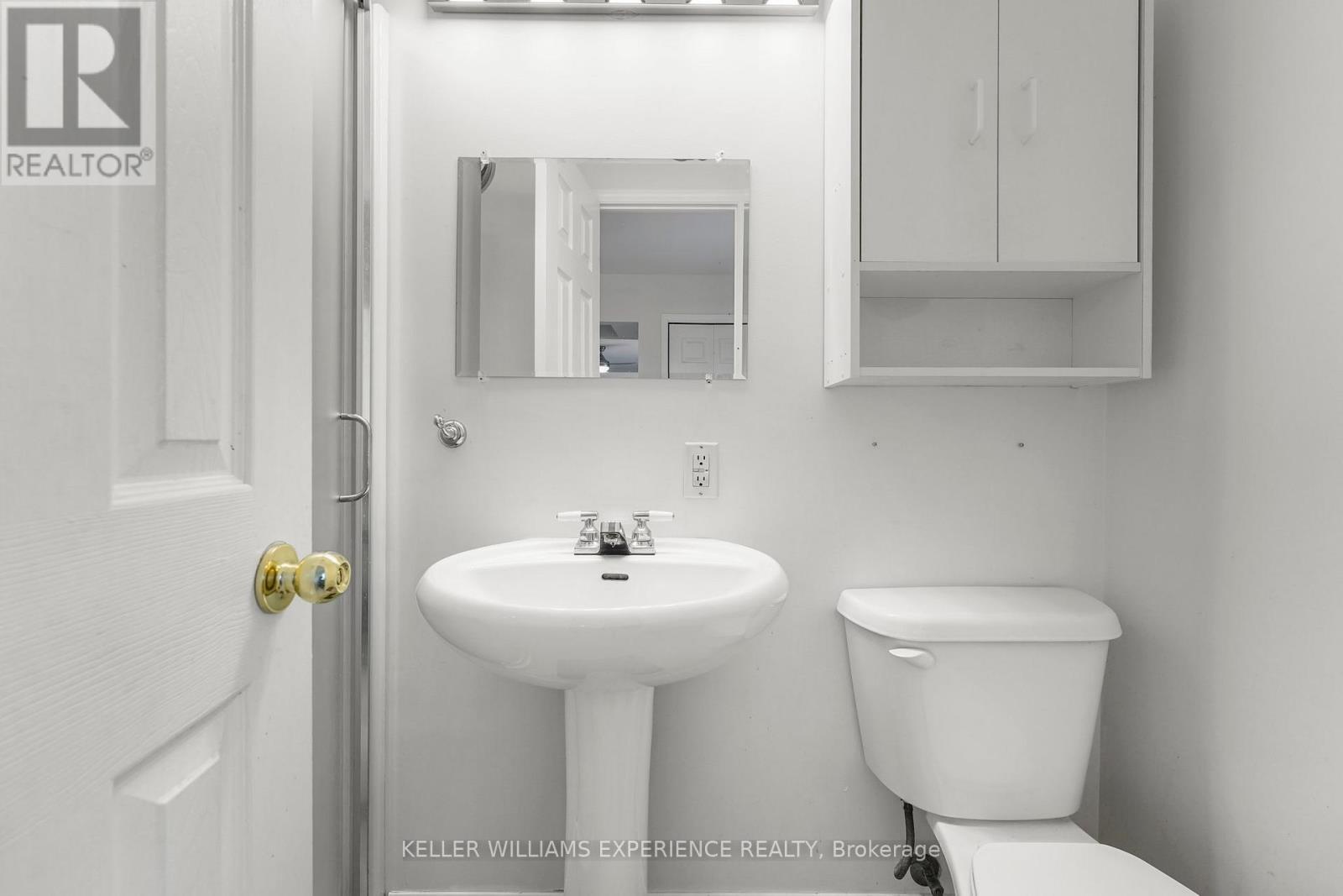 190 Centre Street, Essa (angus), Ontario