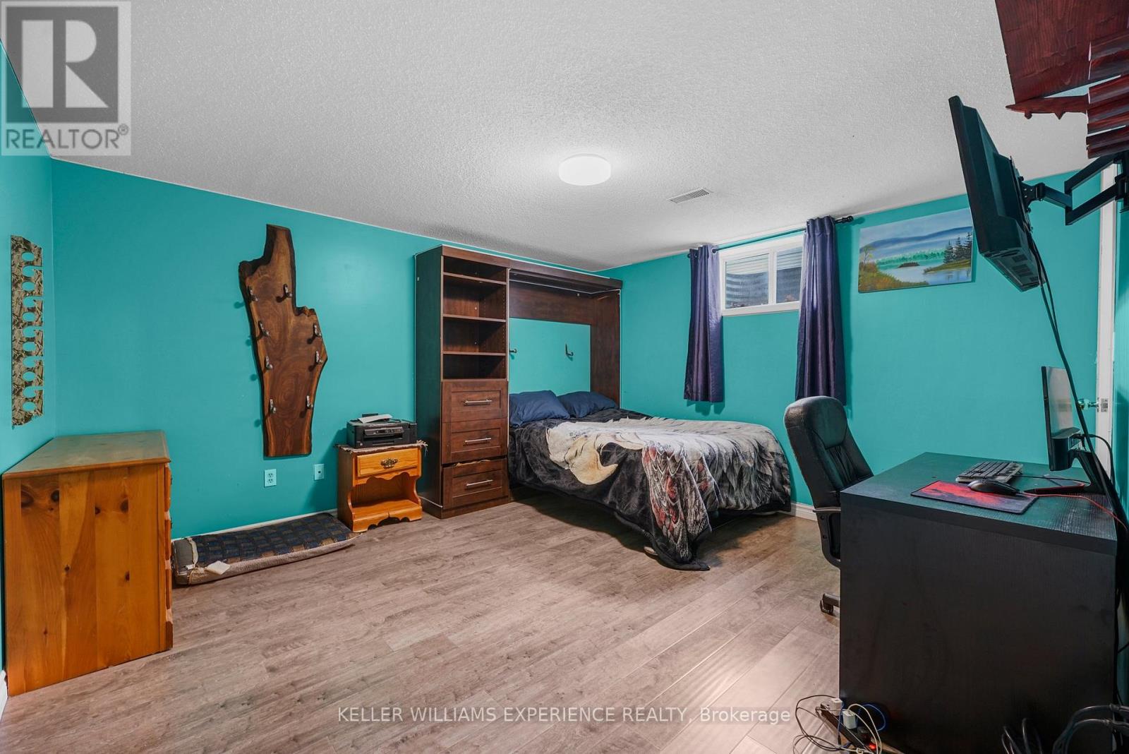 190 Centre Street, Essa (angus), Ontario