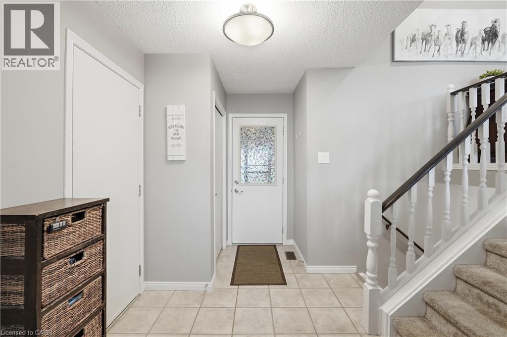 32 Hobart Crescent, Brantford, Ontario