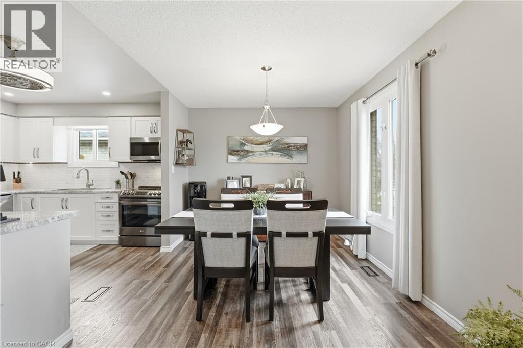 32 Hobart Crescent, Brantford, Ontario