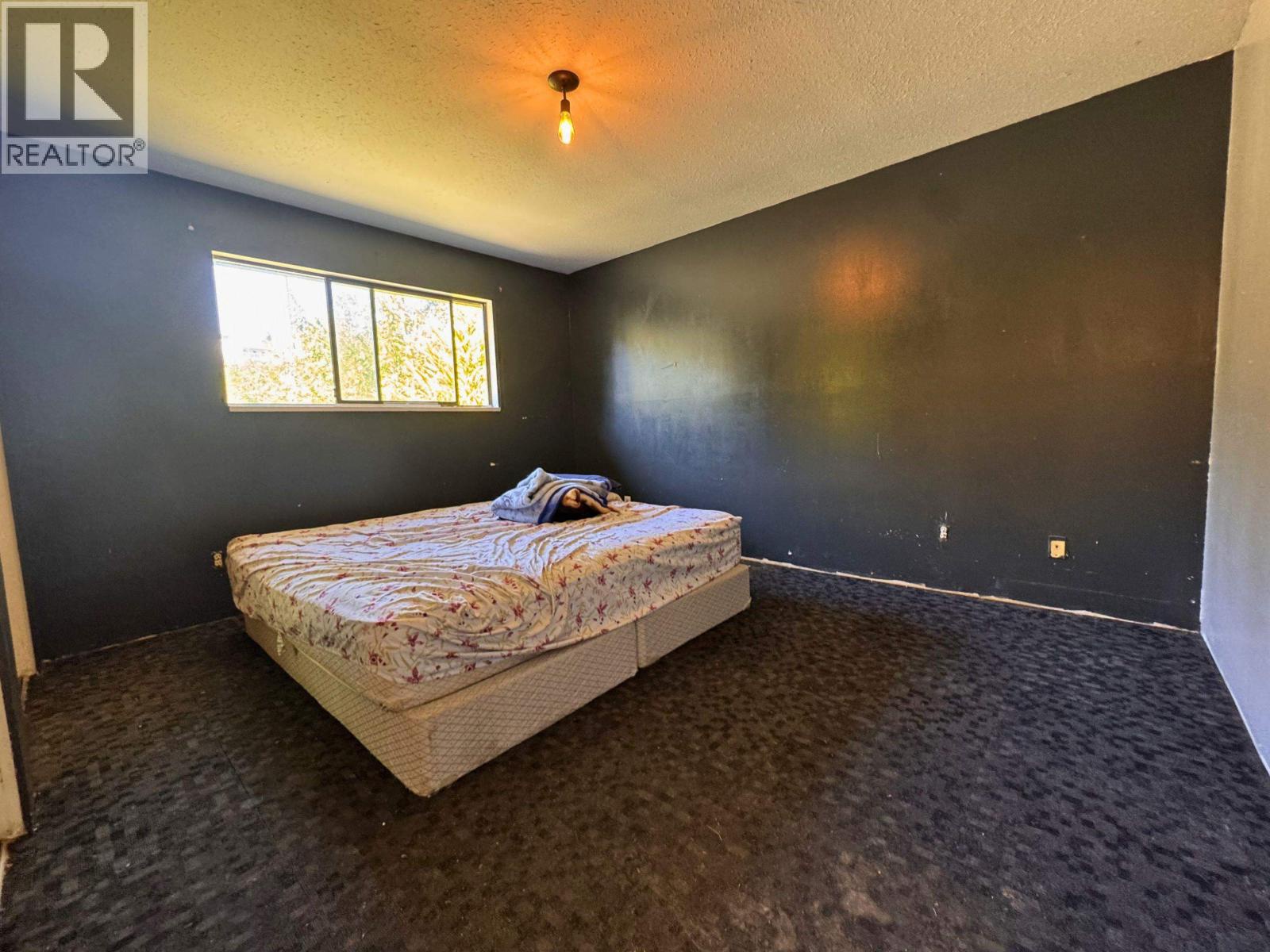 5799 Anchor Road, Sechelt, British Columbia