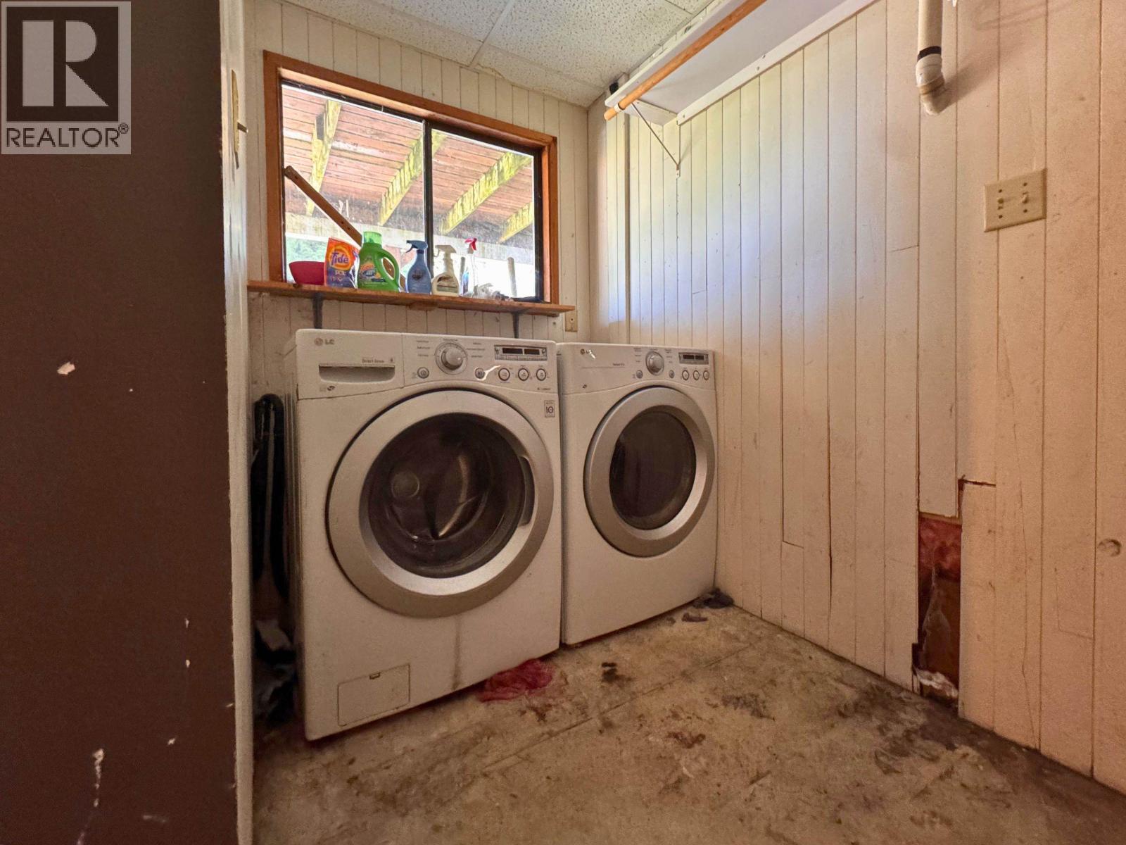 5799 Anchor Road, Sechelt, British Columbia