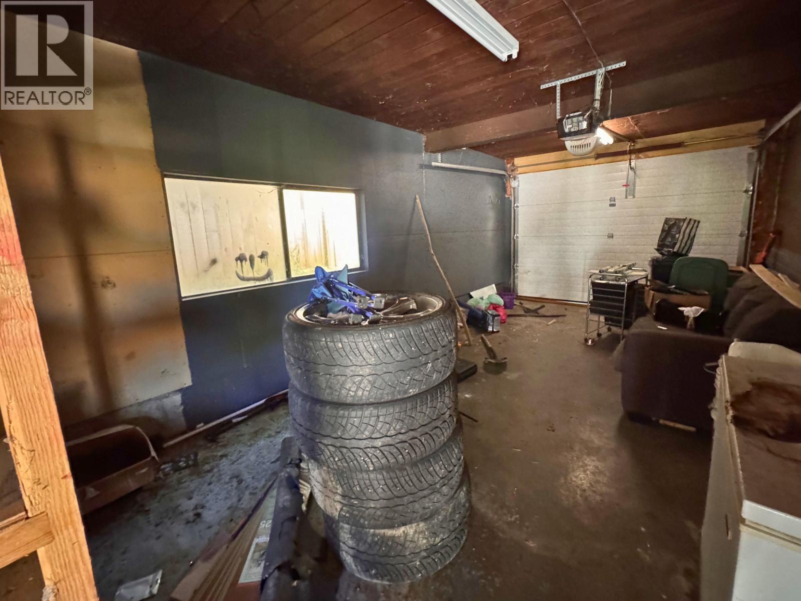 5799 Anchor Road, Sechelt, British Columbia