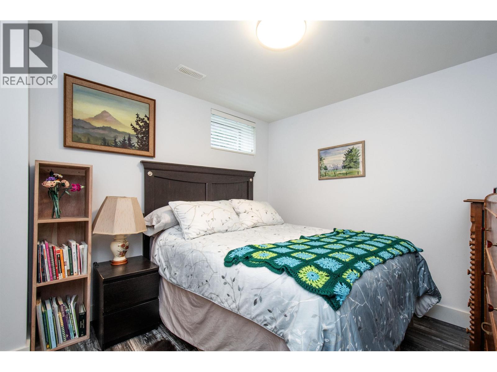 2551 Hyannis Point, North Vancouver, British Columbia