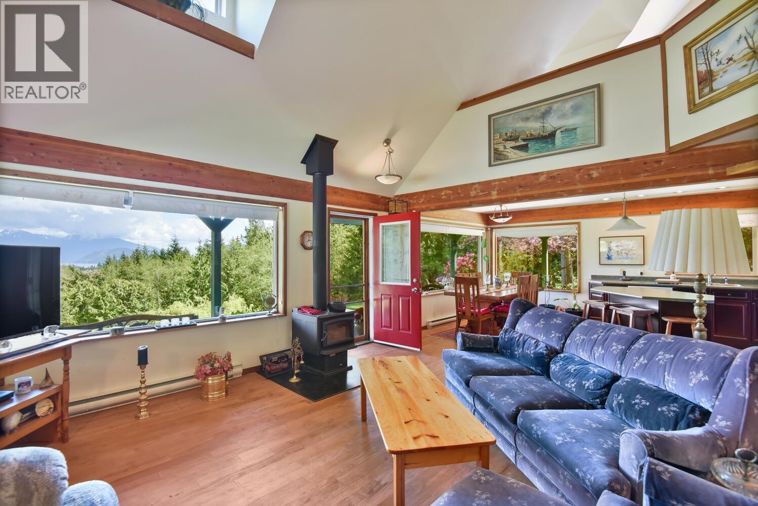 1685 Storvold Road, Gibsons, British Columbia