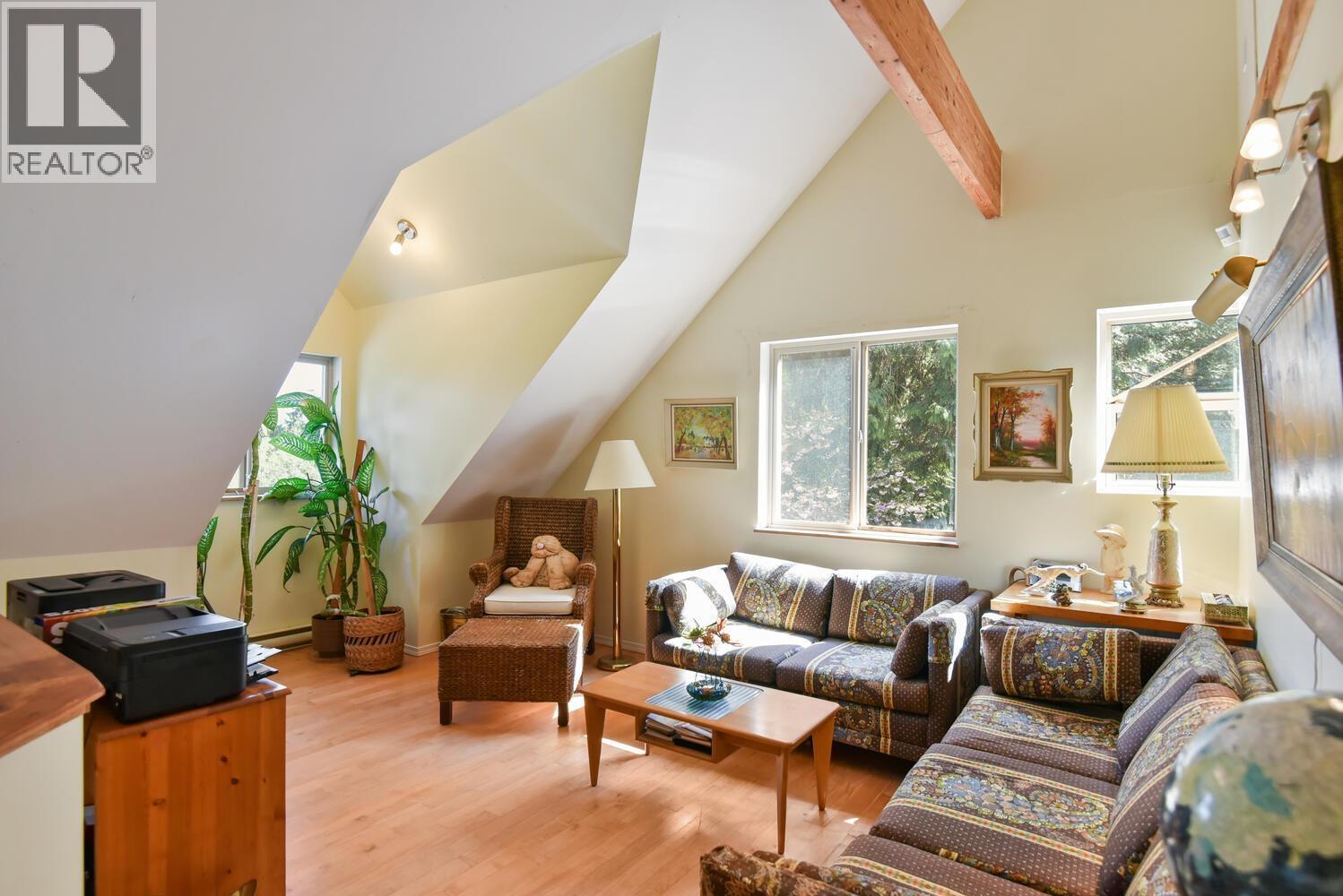 1685 Storvold Road, Gibsons, British Columbia