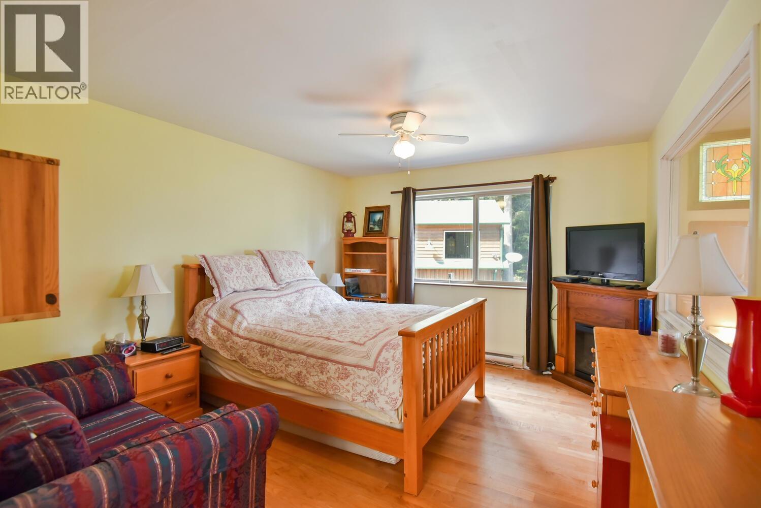 1685 Storvold Road, Gibsons, British Columbia