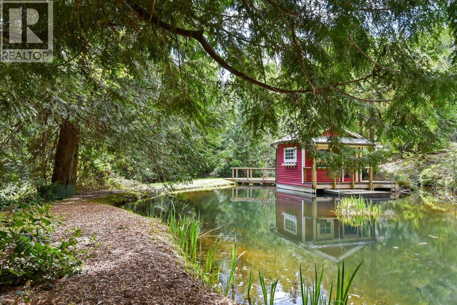 1685 Storvold Road, Gibsons, British Columbia