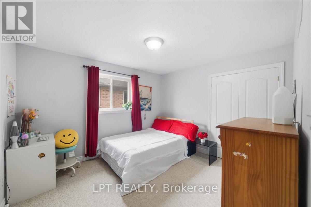 48 Nashville Circle, Hamilton (gershome), Ontario