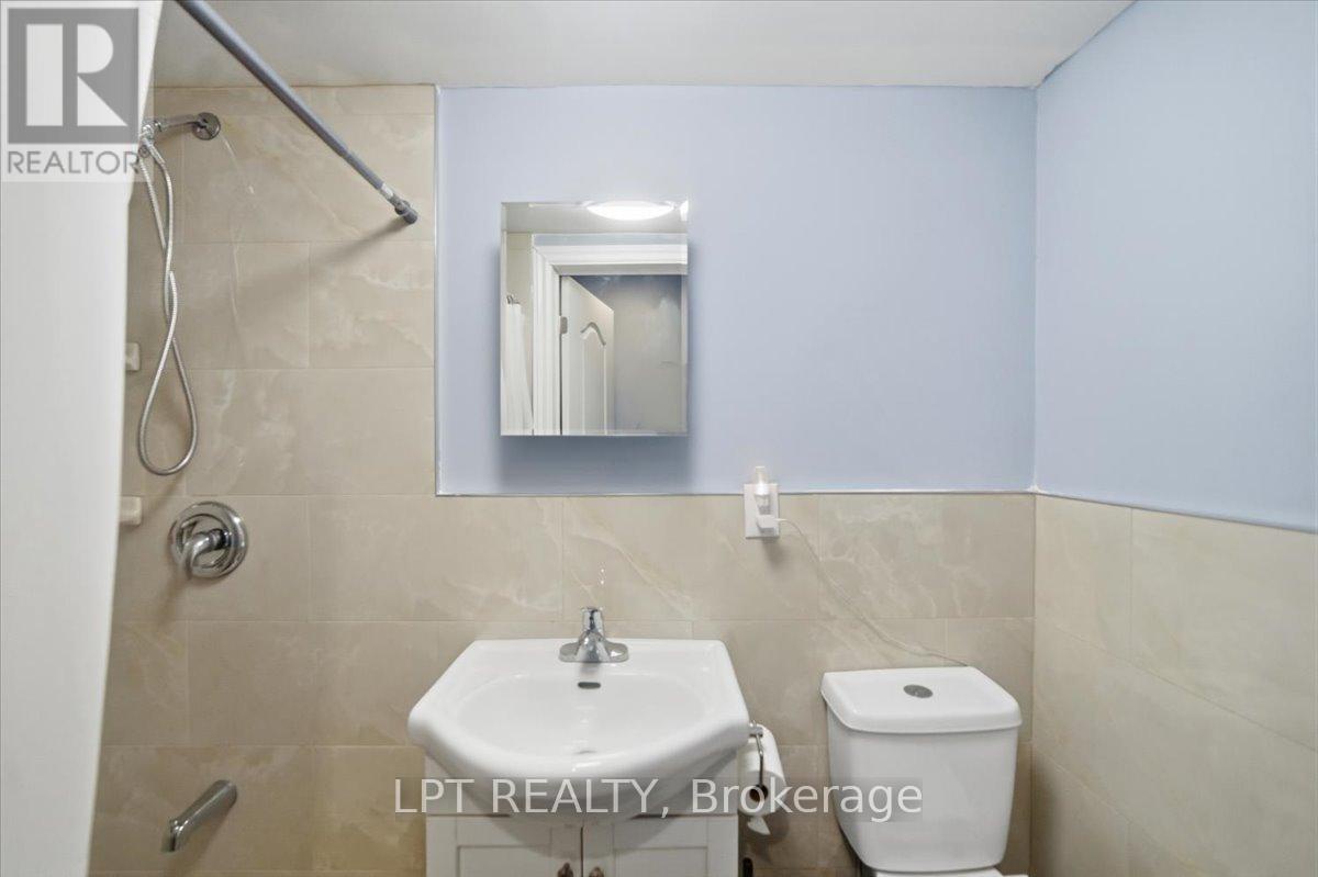 48 Nashville Circle, Hamilton (gershome), Ontario