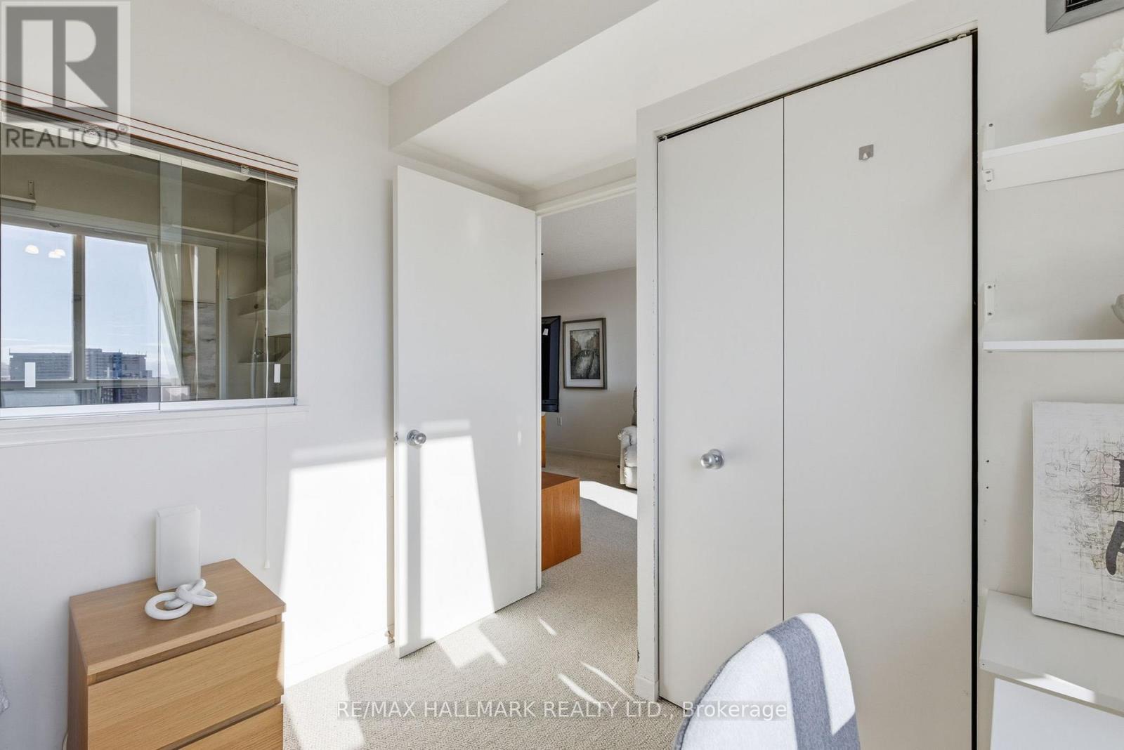 1801 - 21 Overlea Boulevard, Toronto (thorncliffe Park), Ontario