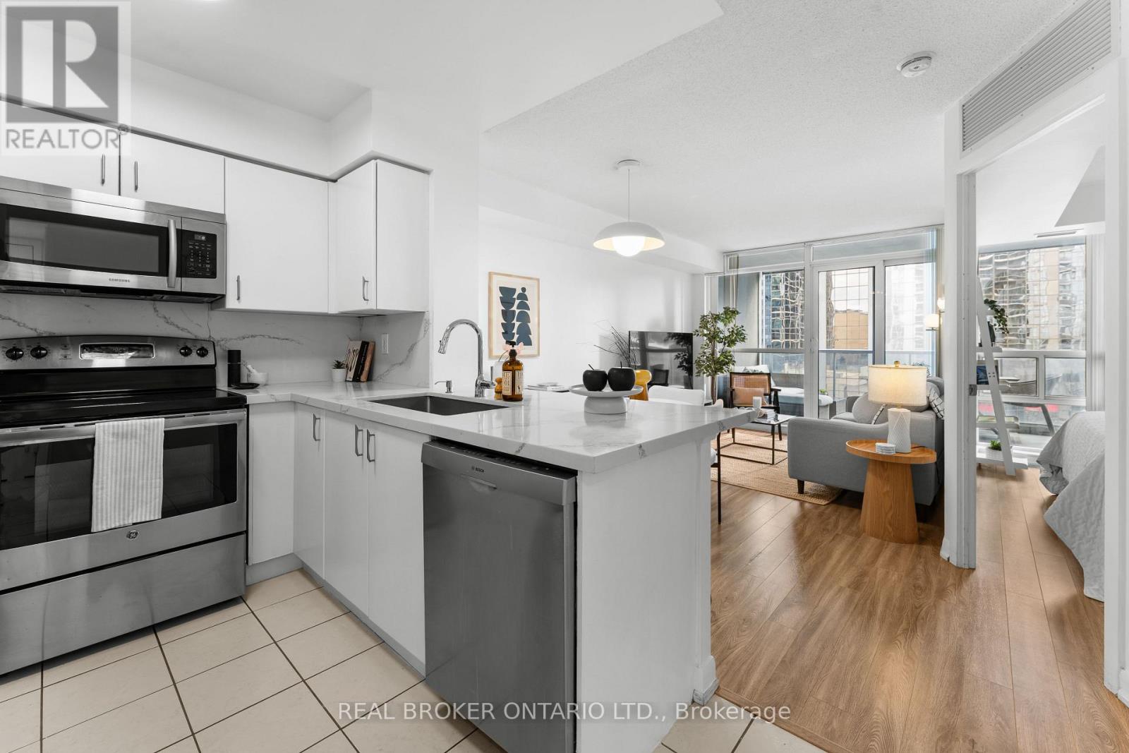 701 - 4978 Yonge Street, Toronto (lansing-westgate), Ontario