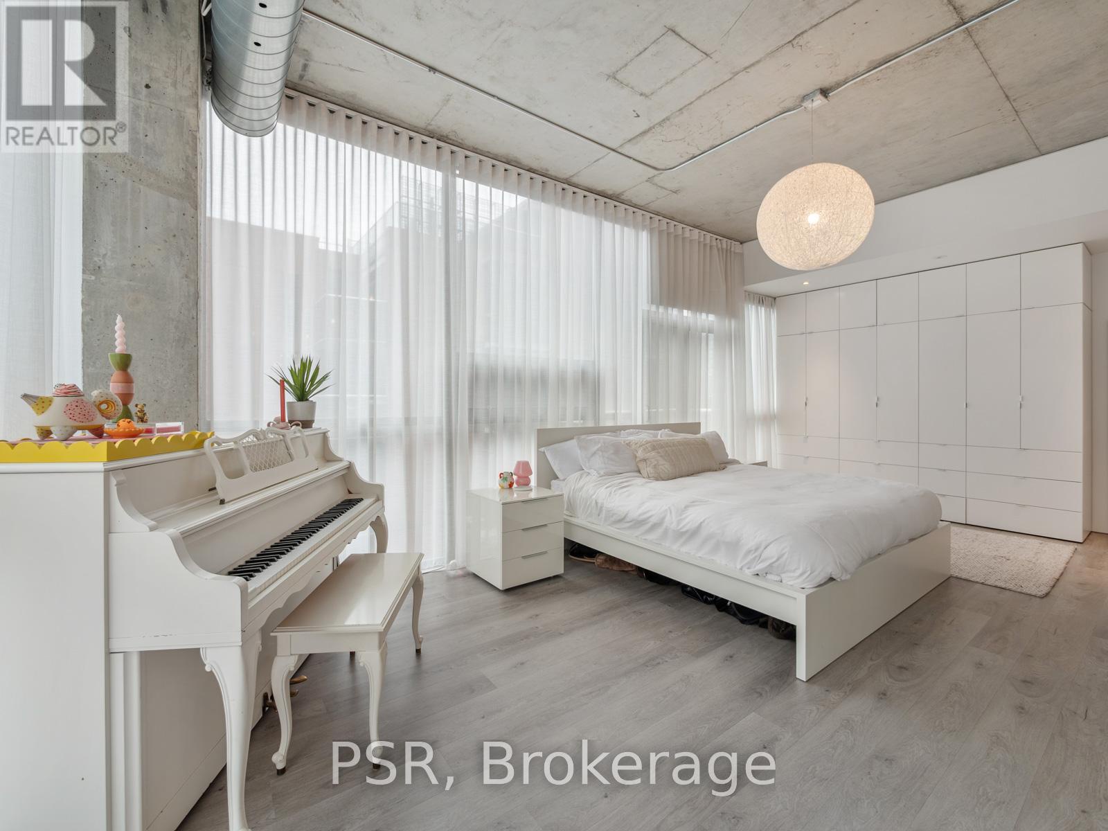 313 - 60 Bathurst Street, Toronto (niagara), Ontario