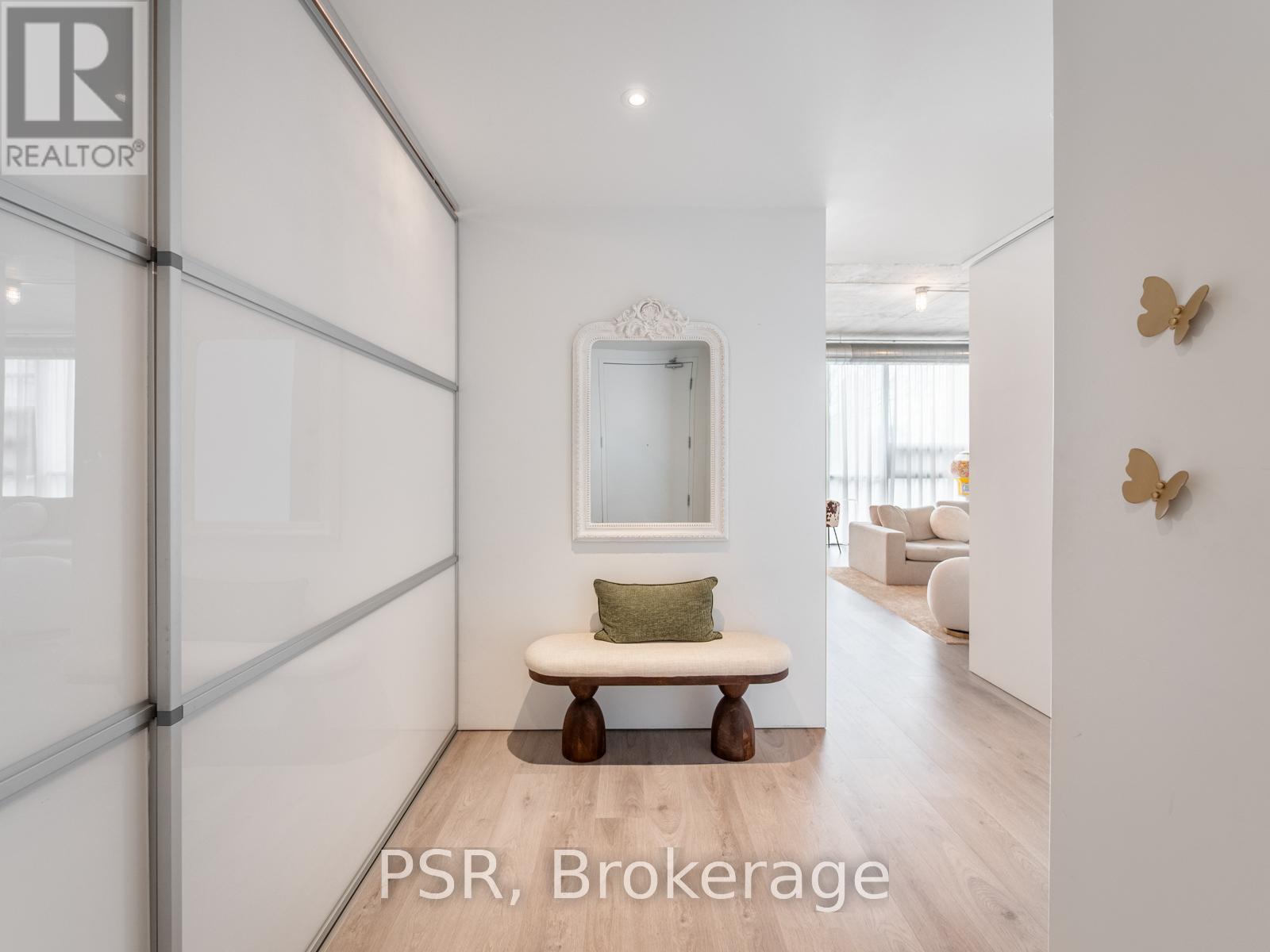 313 - 60 Bathurst Street, Toronto (niagara), Ontario