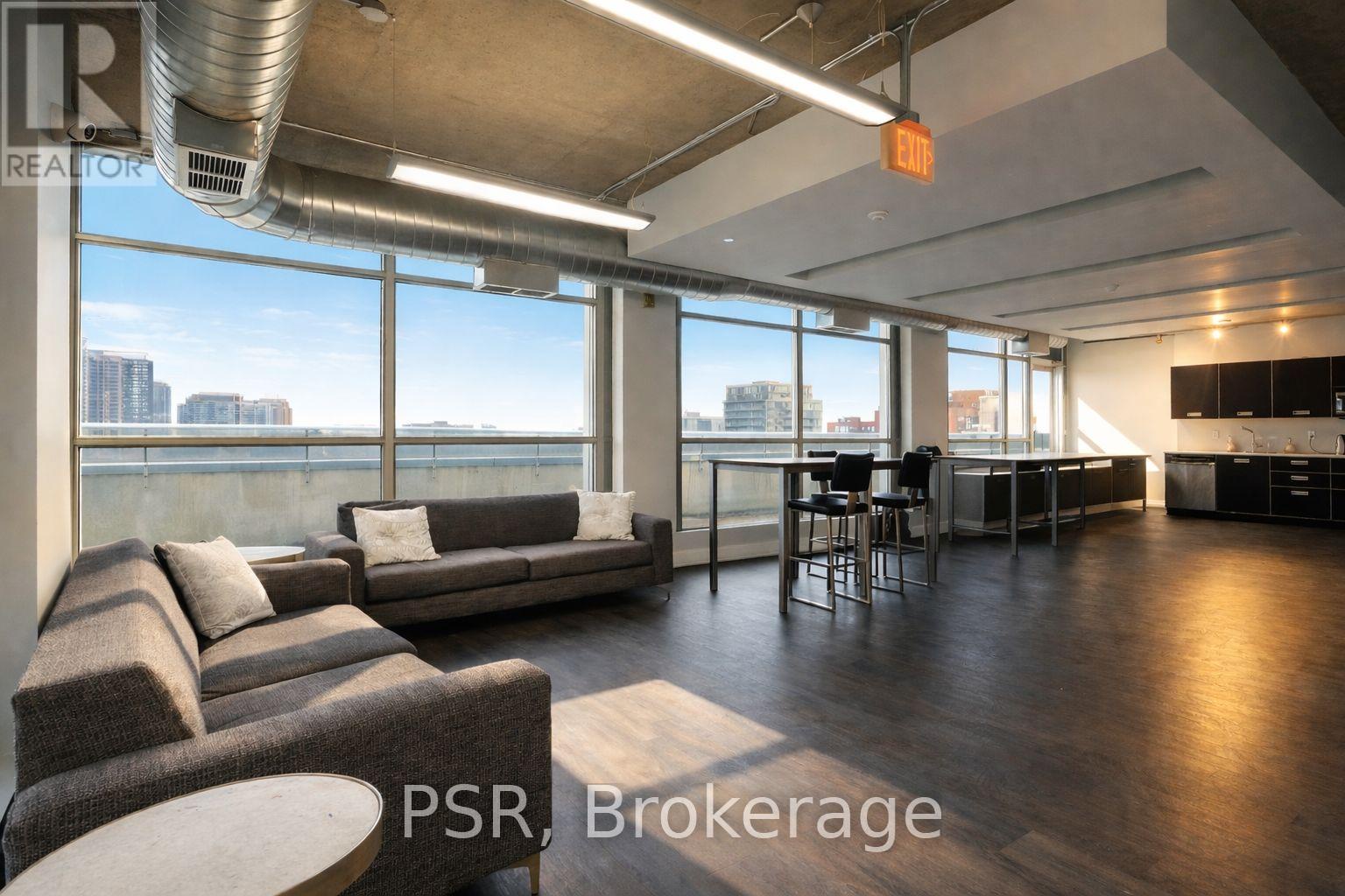 313 - 60 Bathurst Street, Toronto (niagara), Ontario