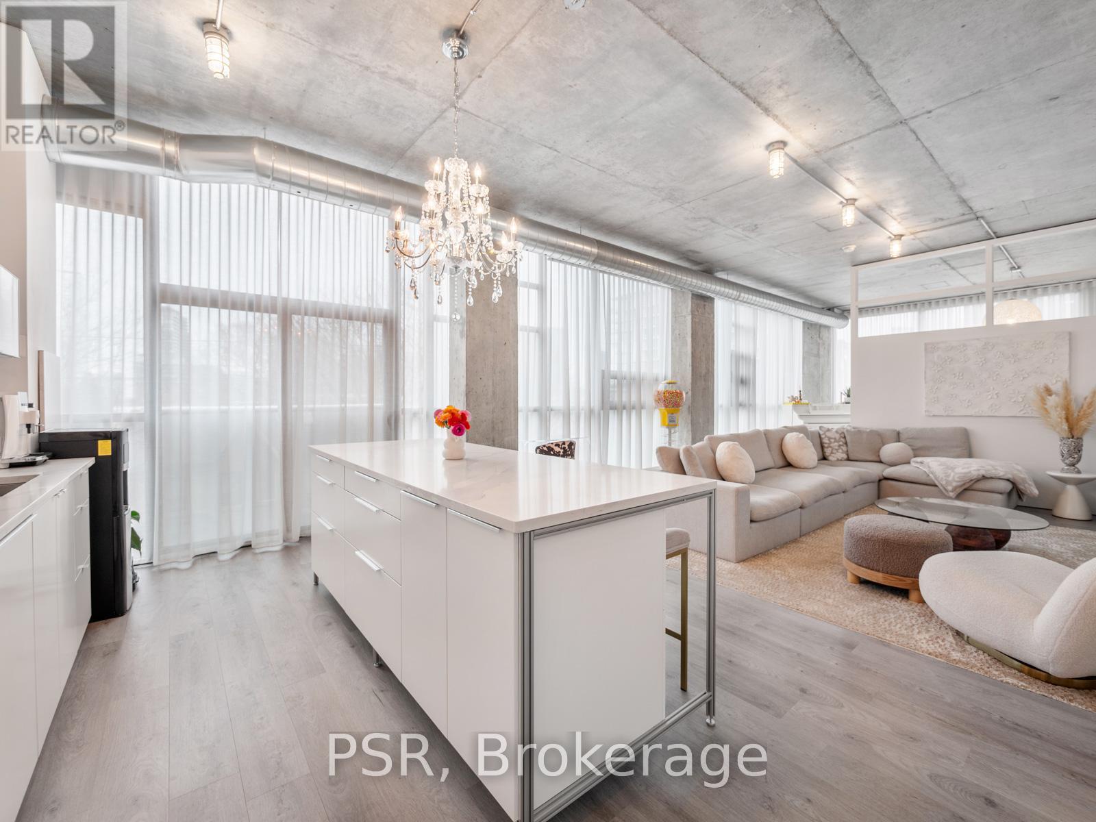 313 - 60 Bathurst Street, Toronto (niagara), Ontario