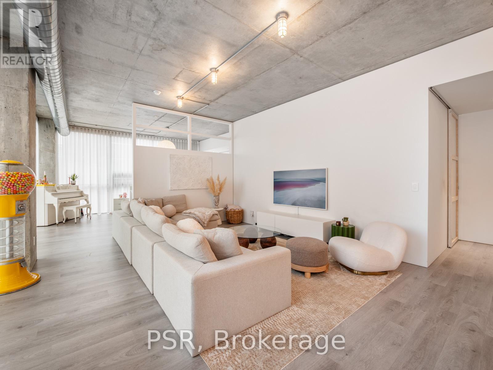 313 - 60 Bathurst Street, Toronto (niagara), Ontario