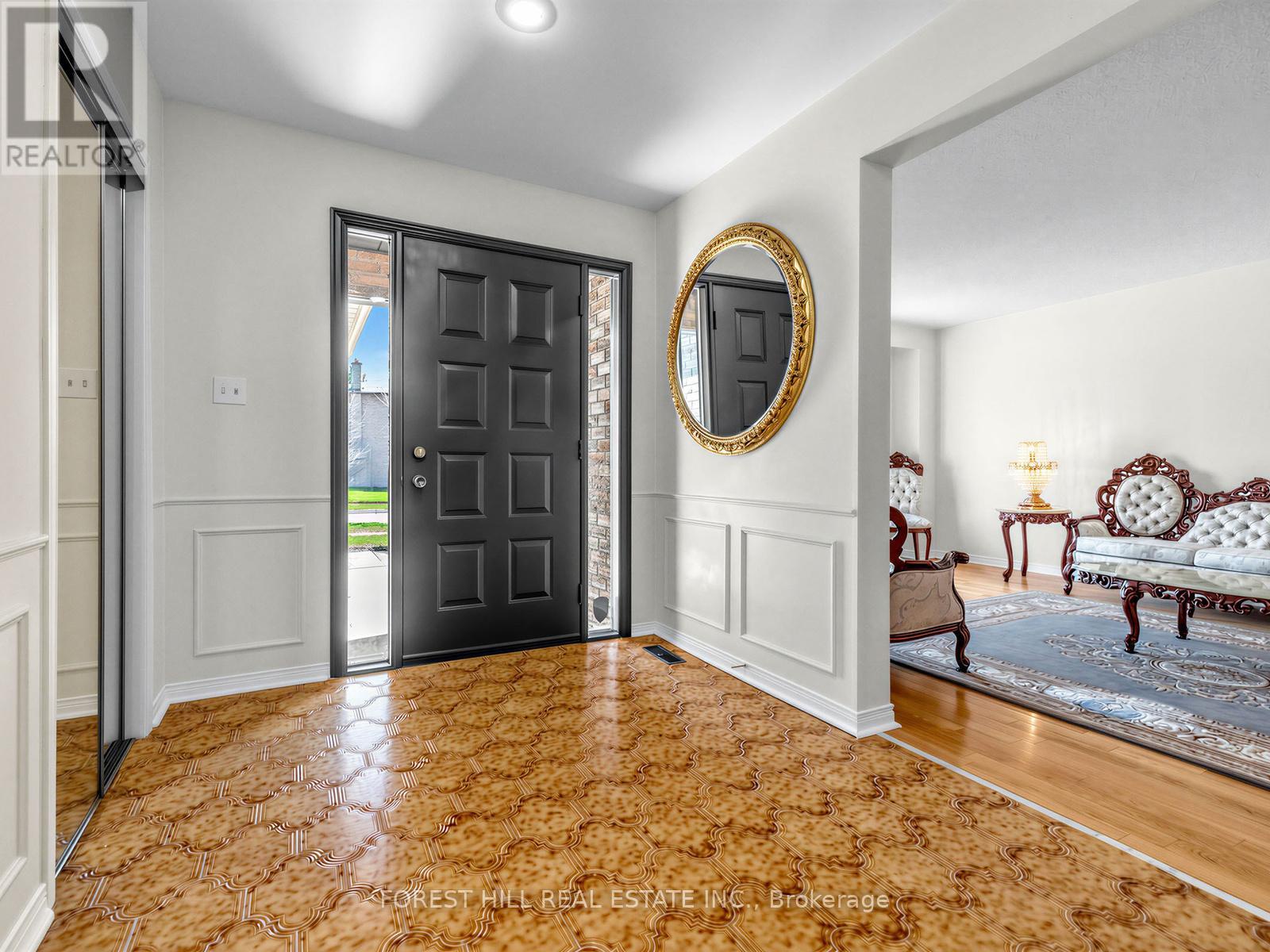 32 Saddletree Drive, Toronto (bayview Woods-steeles), Ontario