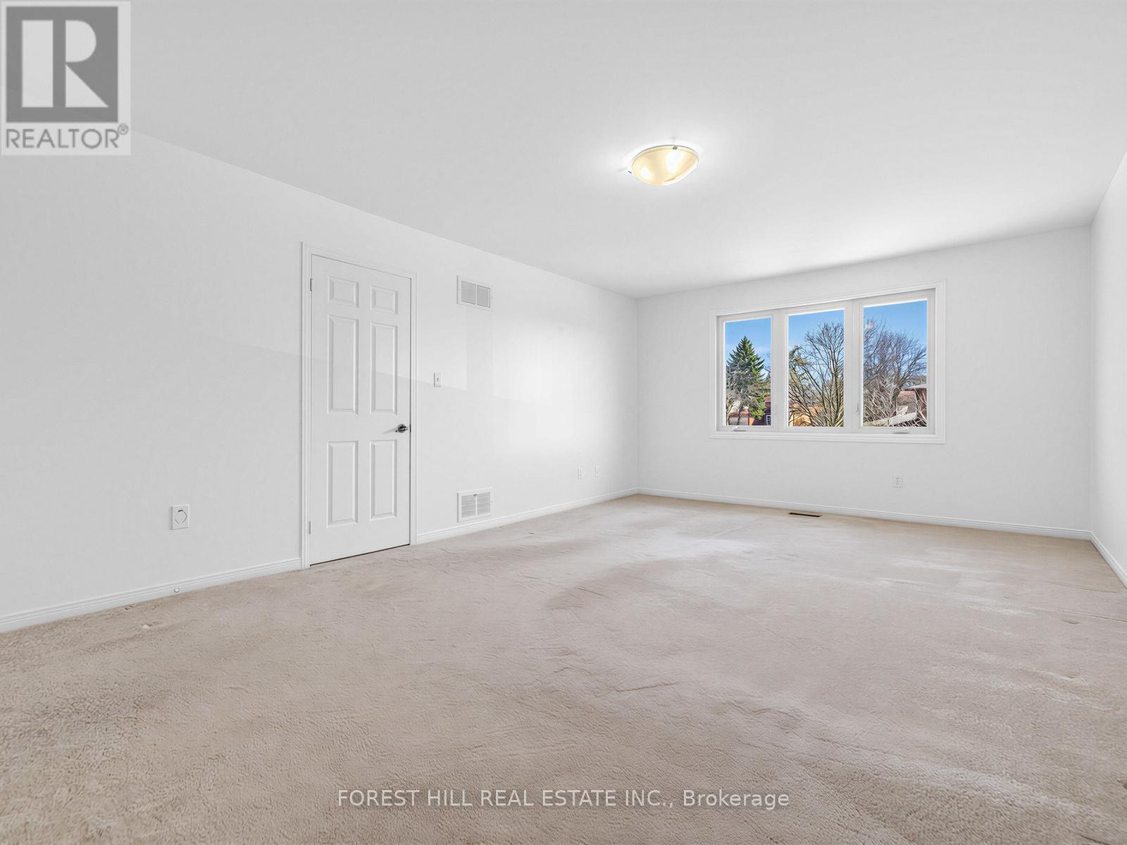 32 Saddletree Drive, Toronto (bayview Woods-steeles), Ontario