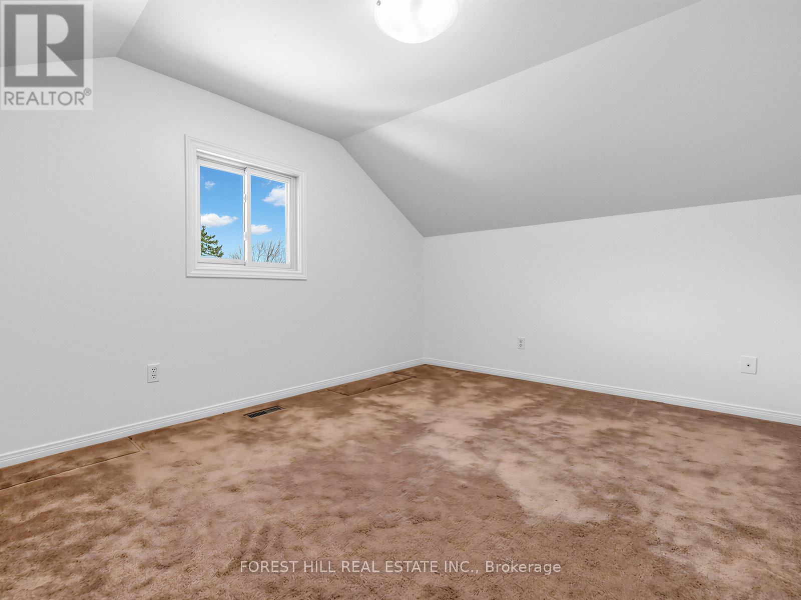 32 Saddletree Drive, Toronto (bayview Woods-steeles), Ontario