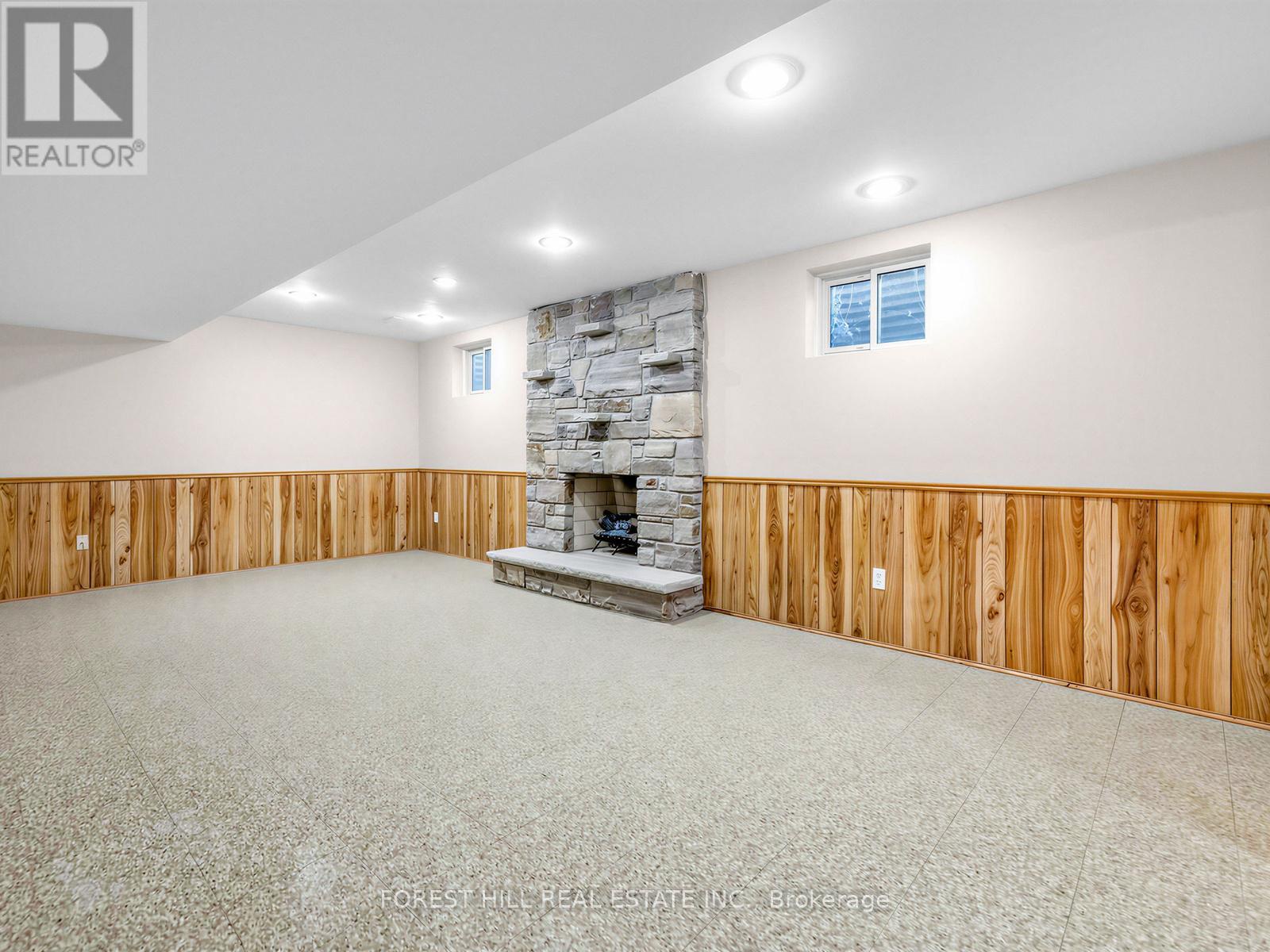 32 Saddletree Drive, Toronto (bayview Woods-steeles), Ontario