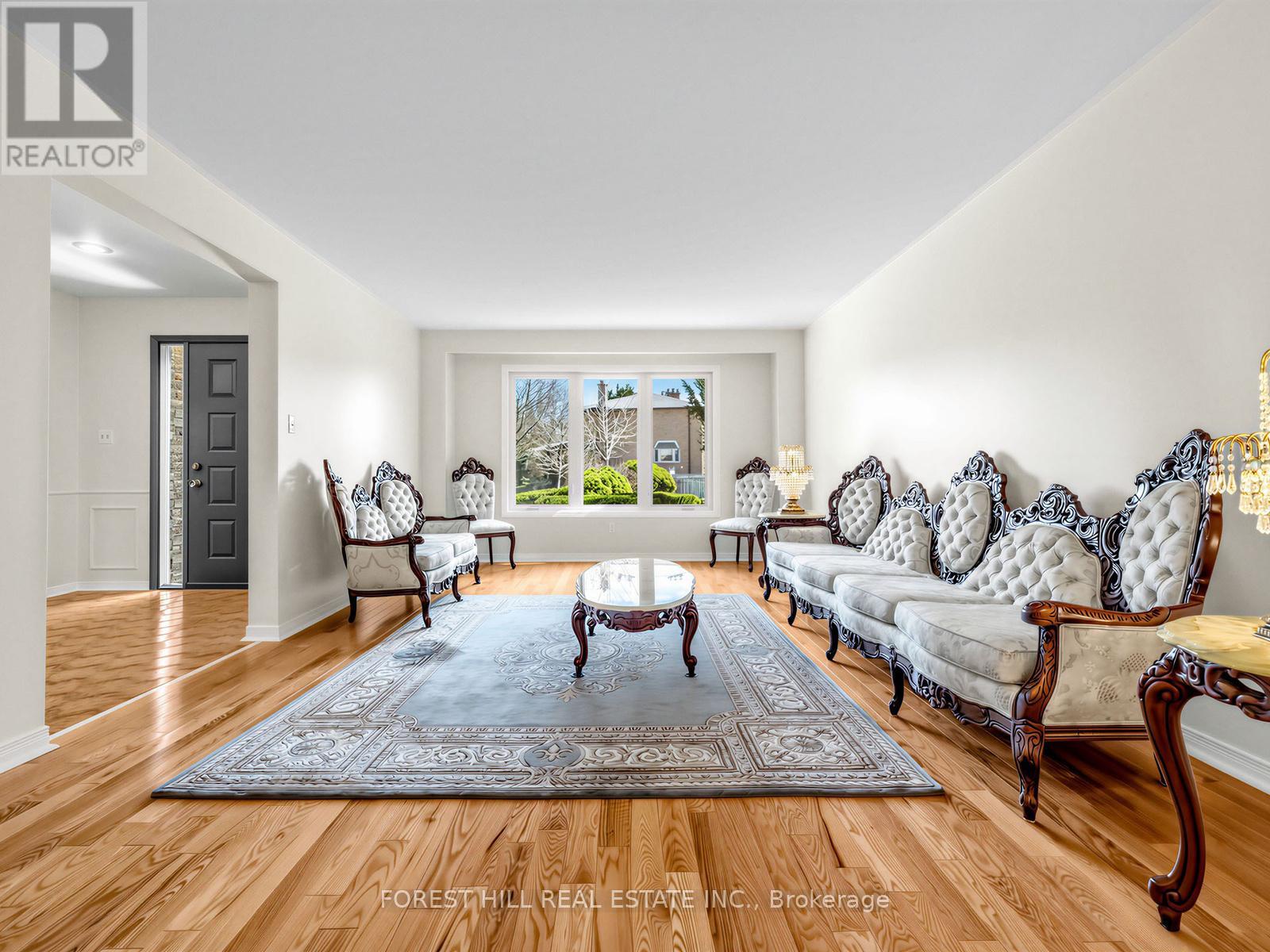 32 Saddletree Drive, Toronto (bayview Woods-steeles), Ontario