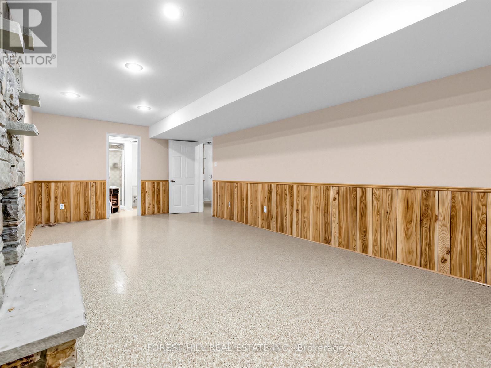 32 Saddletree Drive, Toronto (bayview Woods-steeles), Ontario