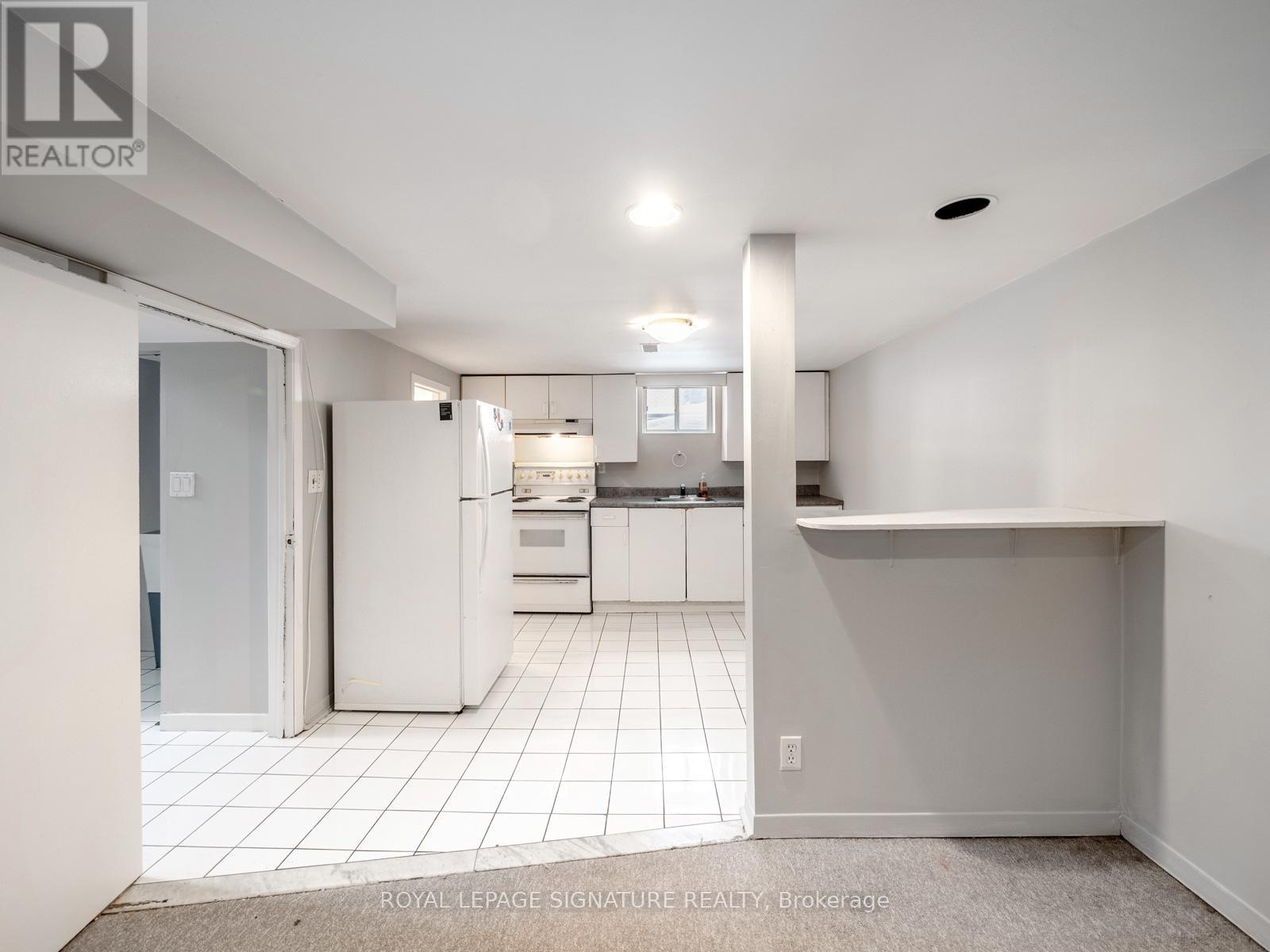 27 King High Avenue, Toronto (clanton Park), Ontario