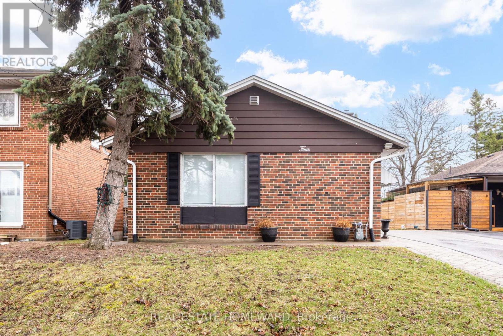 4 Moorecroft Crescent, Toronto (ionview), Ontario