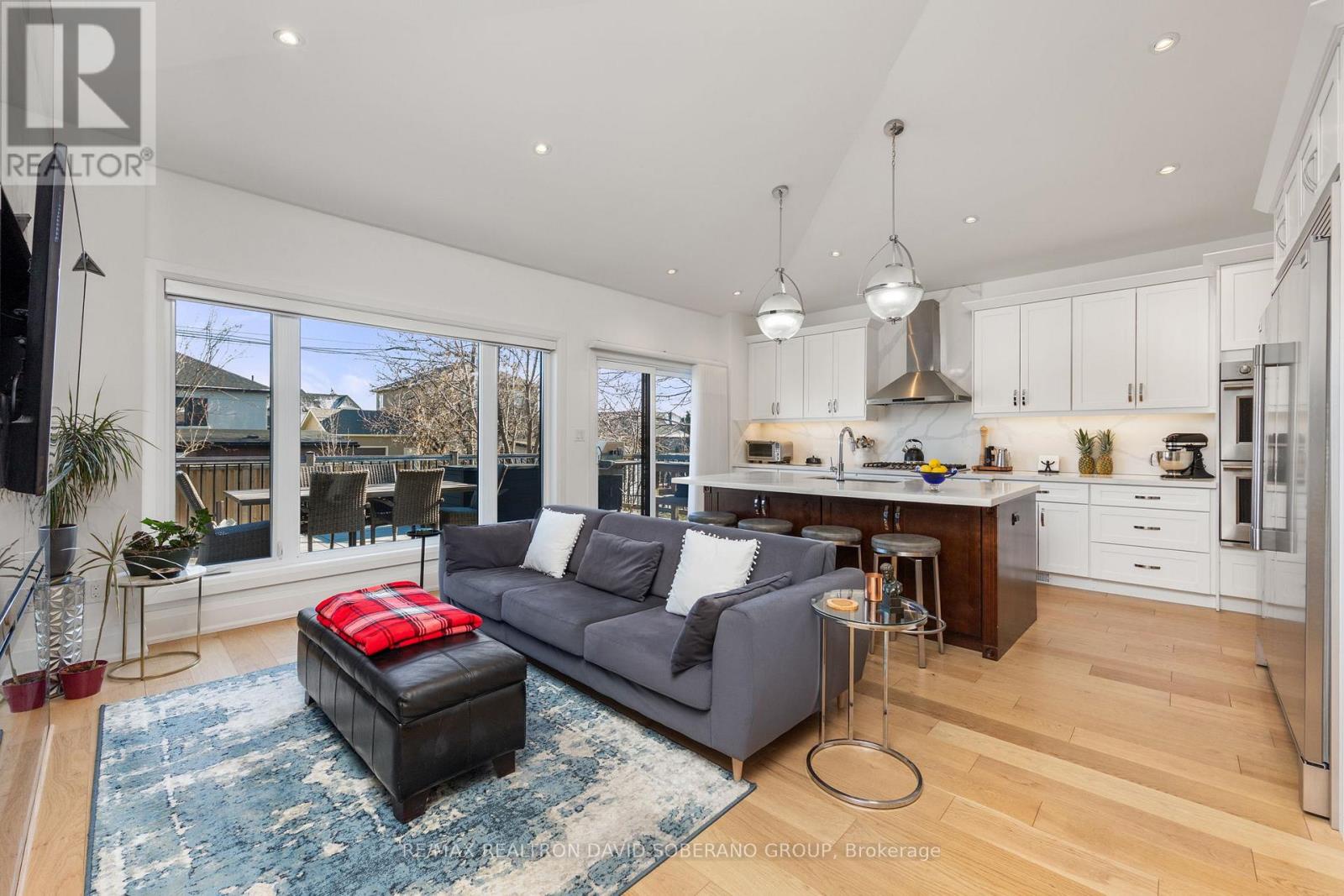 105 Winston Park Boulevard, Toronto (downsview-roding-cfb), Ontario