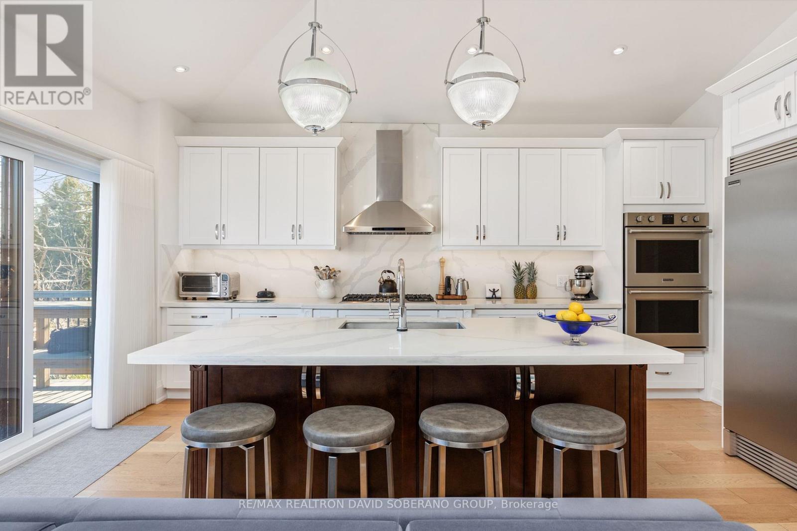 105 Winston Park Boulevard, Toronto (downsview-roding-cfb), Ontario