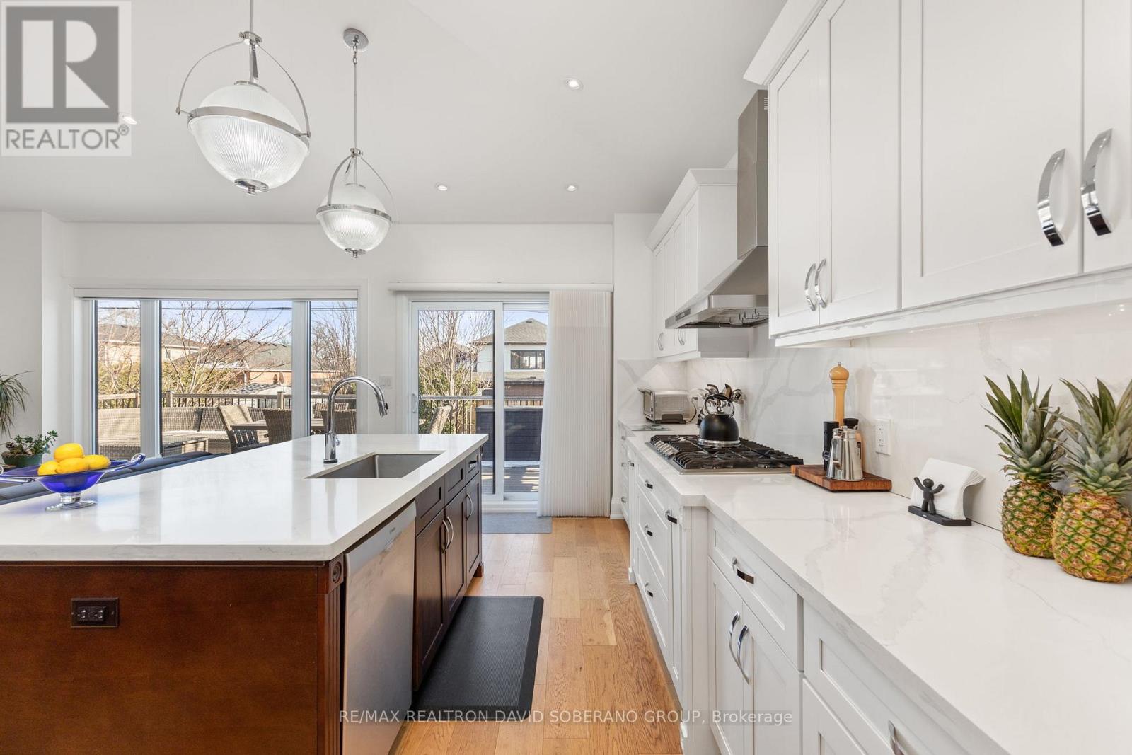 105 Winston Park Boulevard, Toronto (downsview-roding-cfb), Ontario