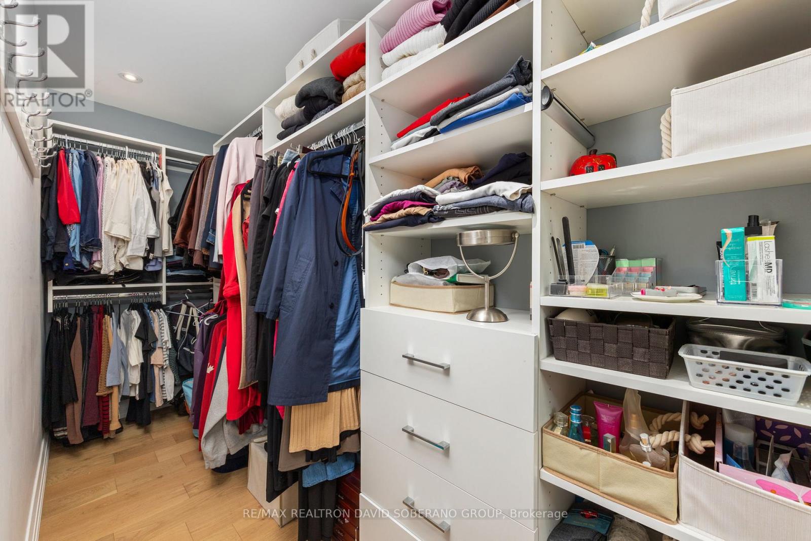 105 Winston Park Boulevard, Toronto (downsview-roding-cfb), Ontario