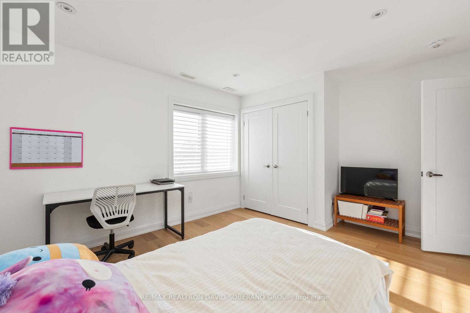 105 Winston Park Boulevard, Toronto (downsview-roding-cfb), Ontario