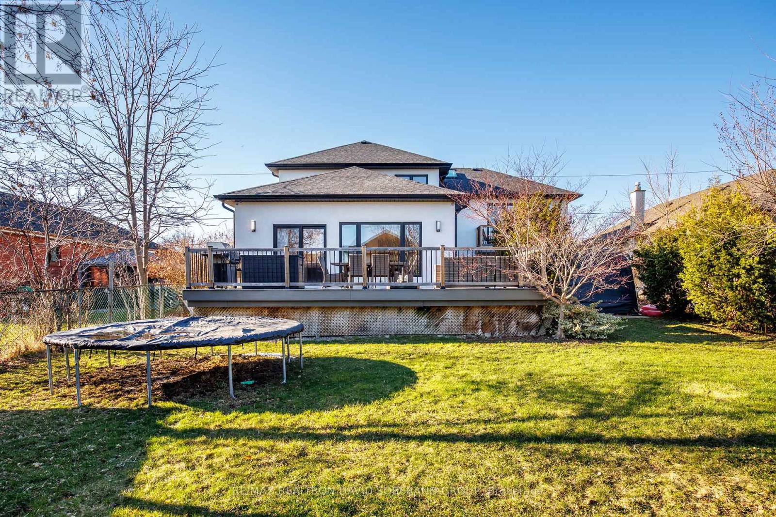 105 Winston Park Boulevard, Toronto (downsview-roding-cfb), Ontario