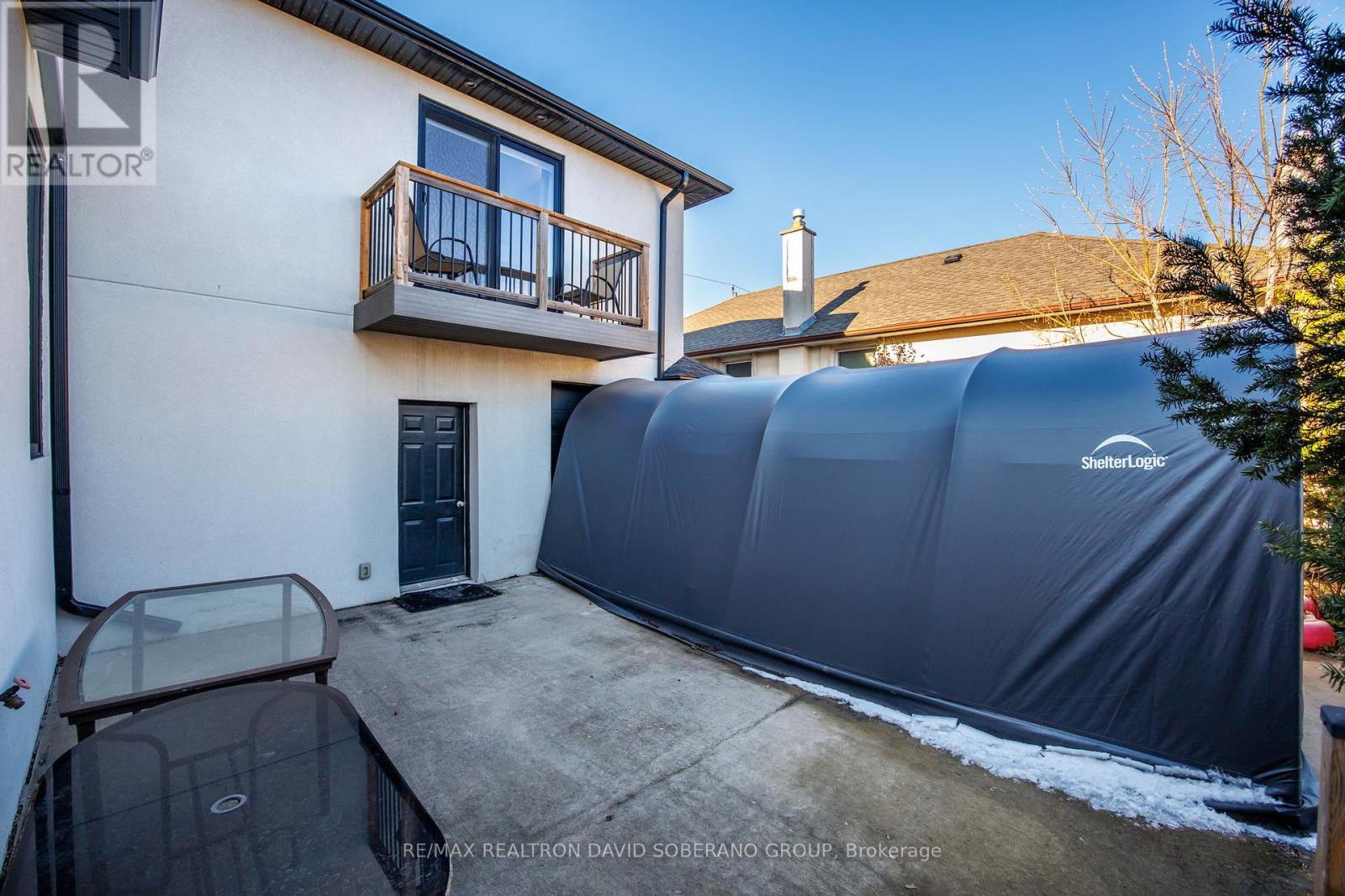 105 Winston Park Boulevard, Toronto (downsview-roding-cfb), Ontario