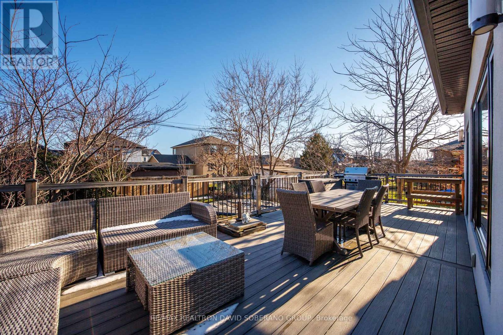 105 Winston Park Boulevard, Toronto (downsview-roding-cfb), Ontario