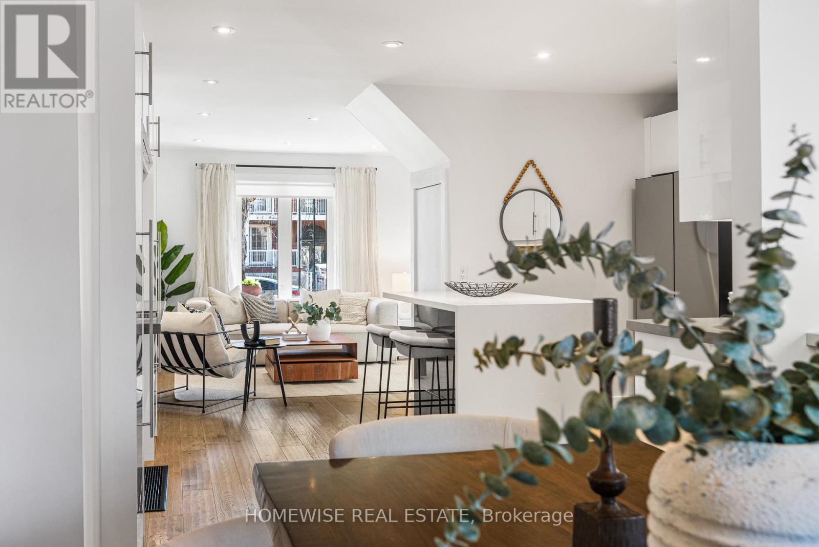 220 Robina Avenue, Toronto (oakwood Village), Ontario