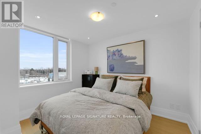 408 - 25 Malcolm Road, Toronto (leaside), Ontario