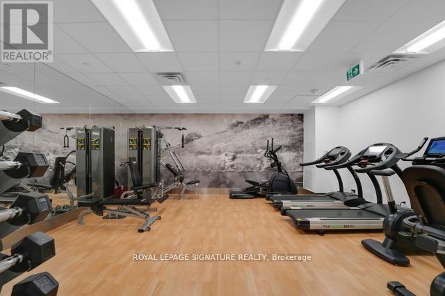 408 - 25 Malcolm Road, Toronto (leaside), Ontario